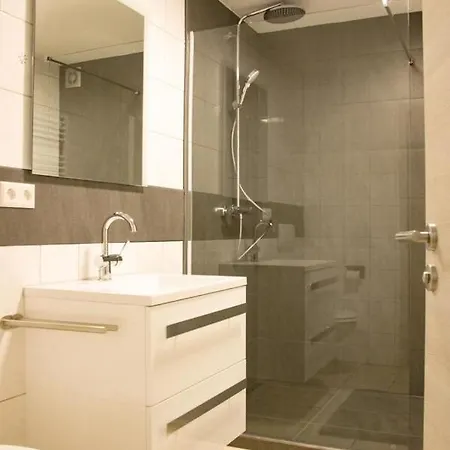 Gaestehaus Mittendrin * داهن