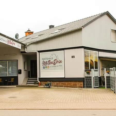 Gaestehaus Mittendrin بيت للعطل داهن