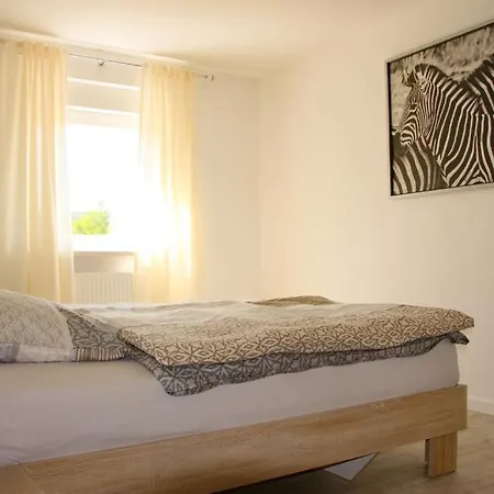 Gaestehaus Mittendrin بيت للعطل داهن